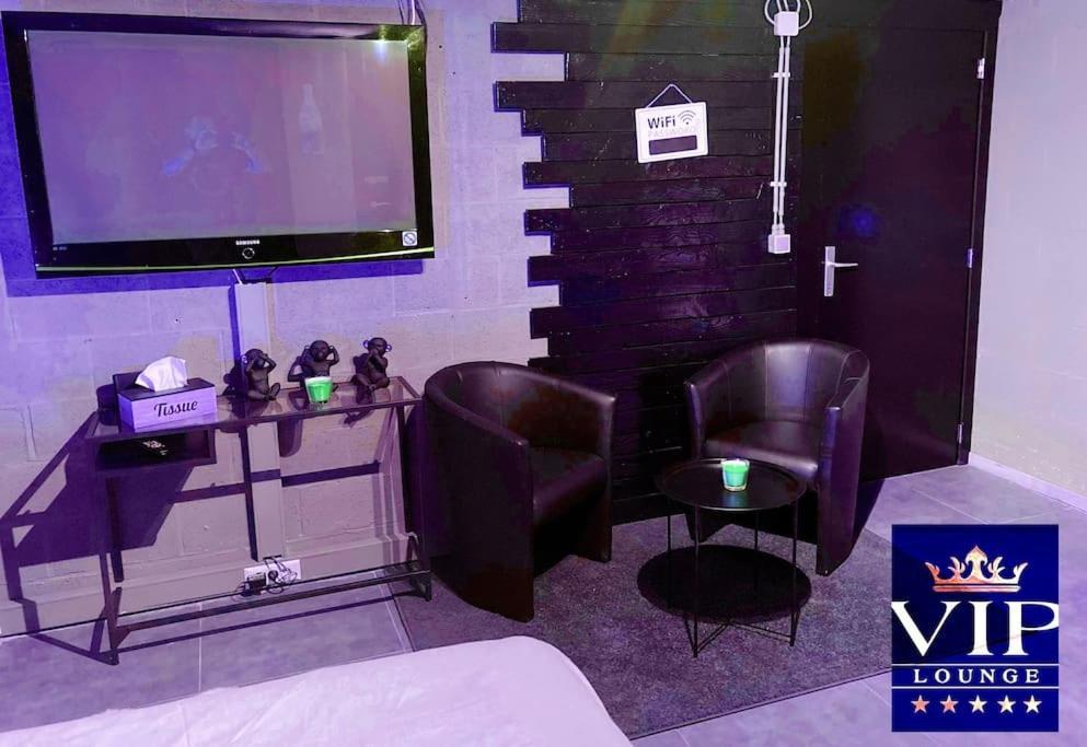 Vip Lounge Appartement Avec Jacuzzi Et Jardin Andenne Eksteriør bilde